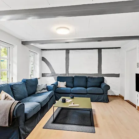 Semesterbostad Fantastiskt Hem I Tranekær Med Kök Tranekær